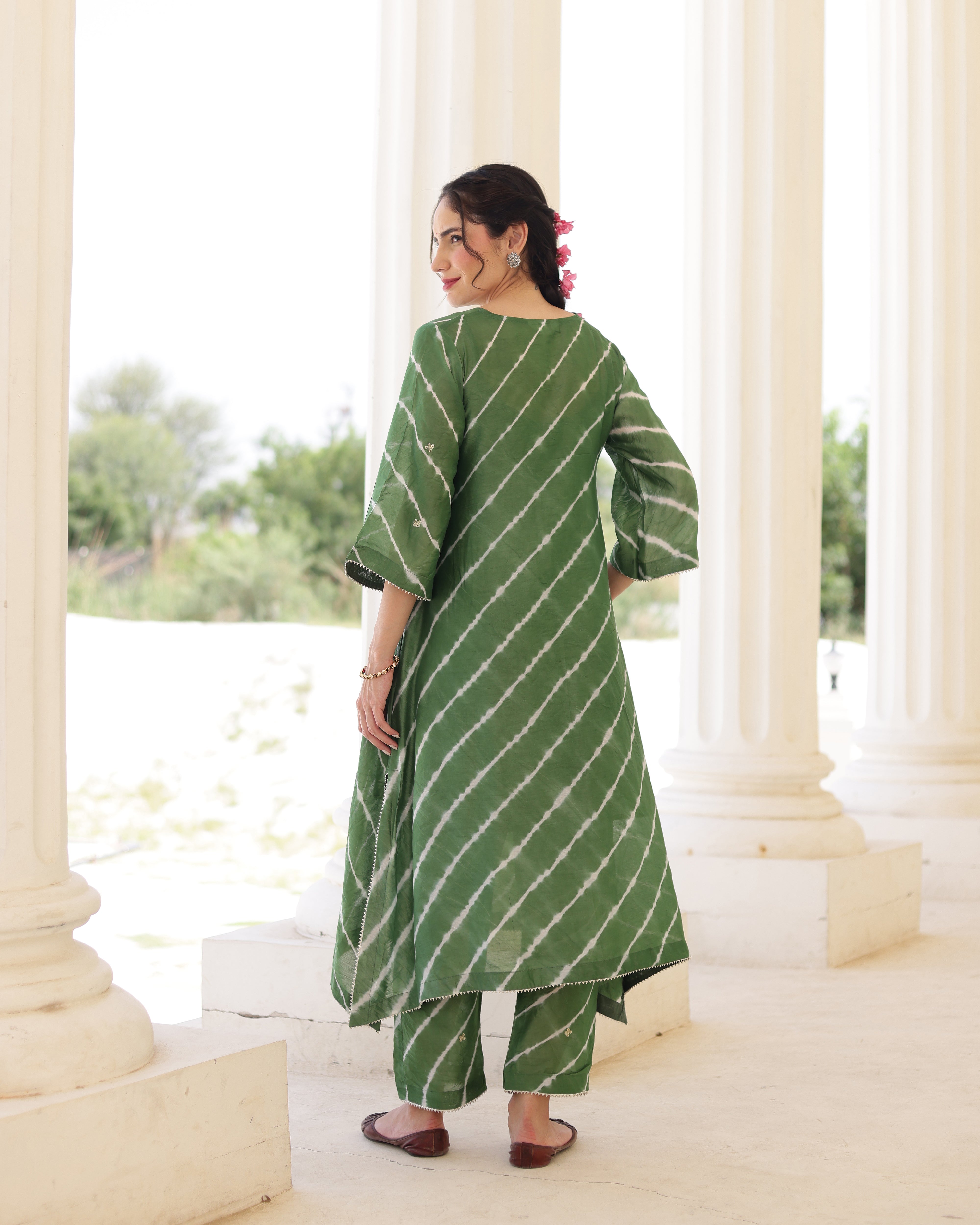 Verdant Forest Green Chanderi Hand Dyed Leheriya Kurta Set with Zari Aari Embroidery