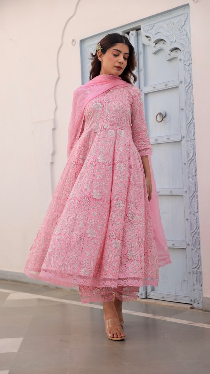 Pink Jaal Handblock Cotton Anarkali With Doriya Dupatta Asrumo