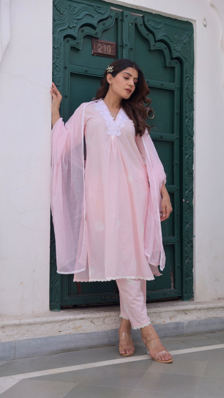 Pink Cotton Tie & Dye White Lace Straight Set with Doriya Dupatta Asrumo